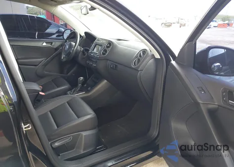 2016 Volkswagen Tiguan S from USA, damaged, VIN WVGAV7AX5GW554163